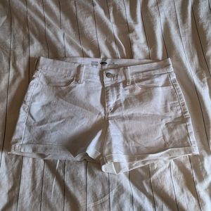 BNWOT Old Navy white denim shorts in Size 10